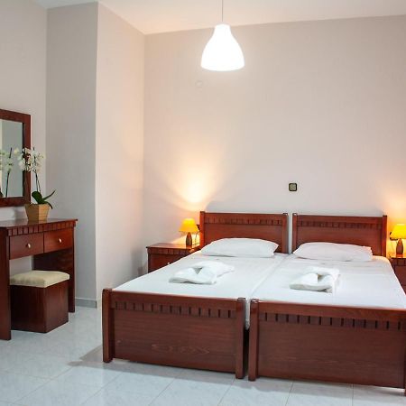 Mokos Rooms Perdika  Exterior foto