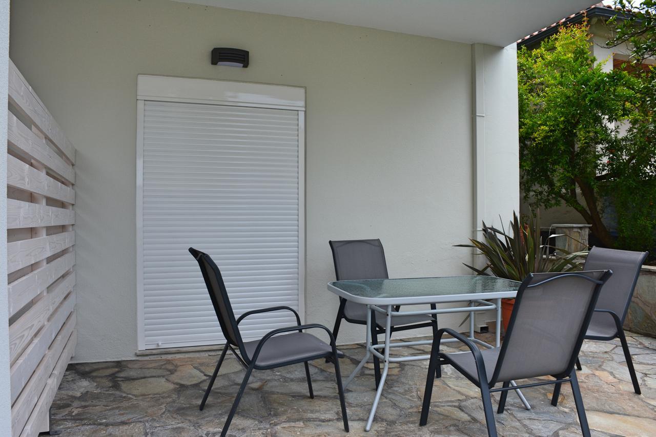 Mokos Rooms Perdika  Exterior foto