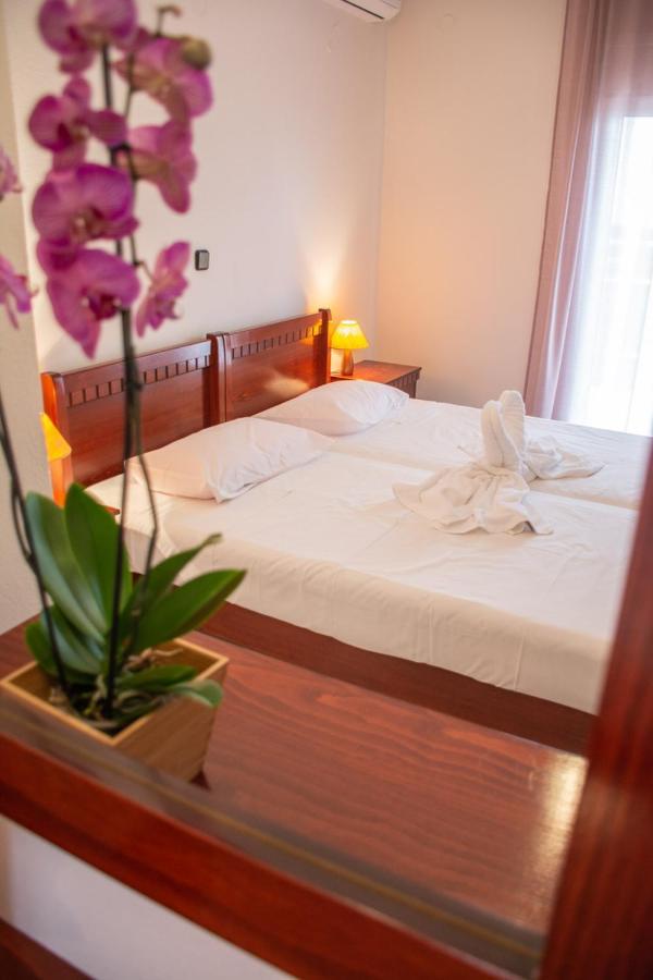 Mokos Rooms Perdika  Exterior foto